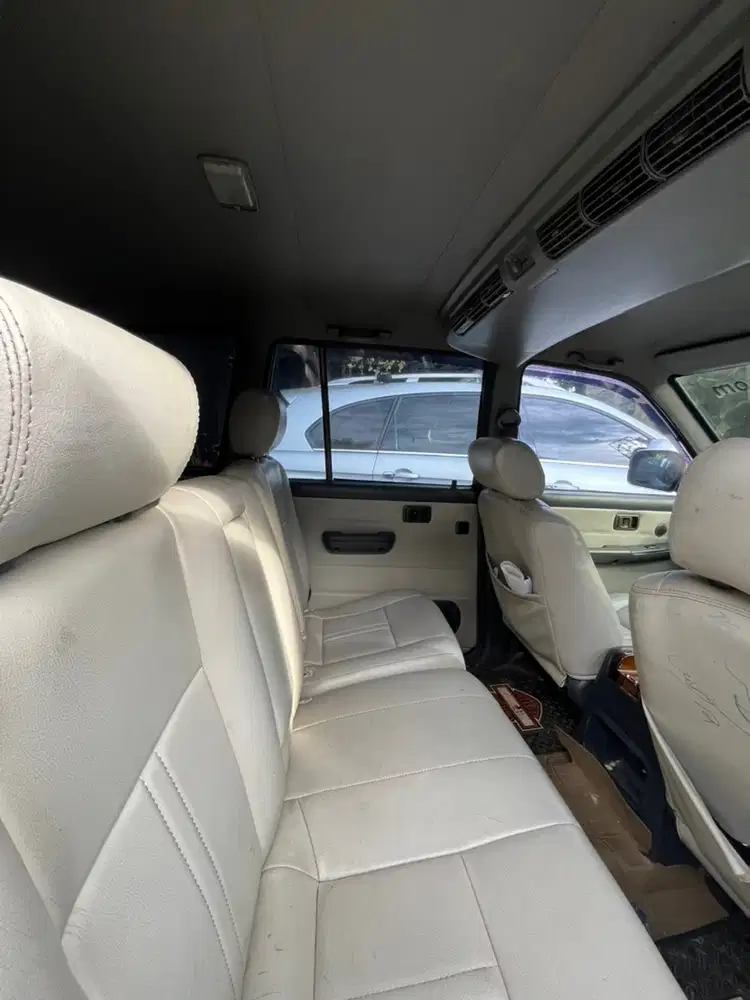 Toyota Kijang 2000 Bensin