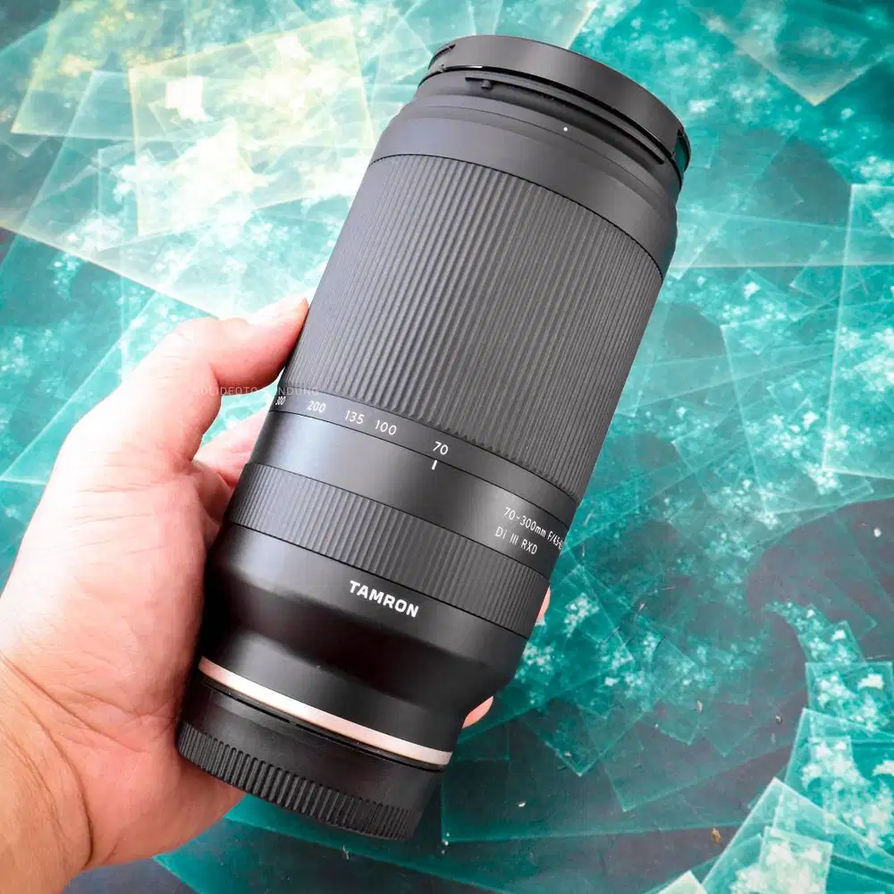 Tamron 70-300mm f4.5-6.3 Di III RXD for Sony E-Mount