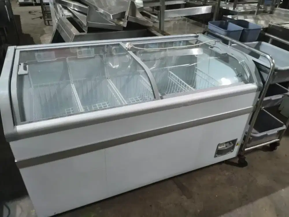 Freezer sliding GEA kps 500 liter