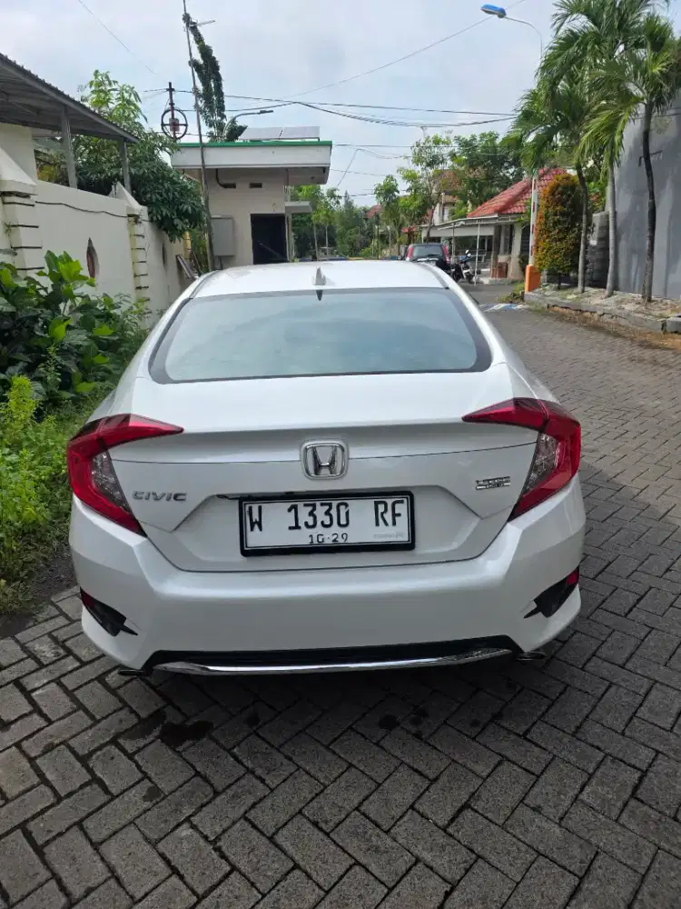 Dijual Honda Civic 1.5L Turbo ES Sedan 2020 Pemakaian 2021