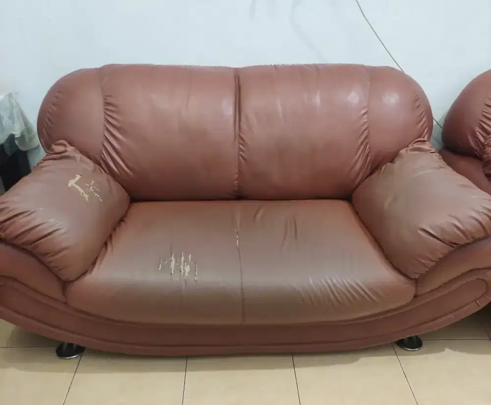 Sofa dua seater