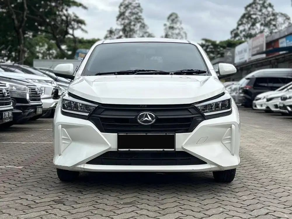 TERMURAH DAIHATSU AYLA 1.2 R 2025 AT PUTIH