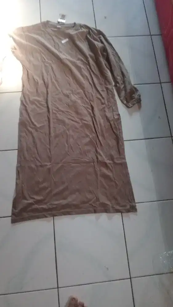 Tunik wanita bahan kaos
