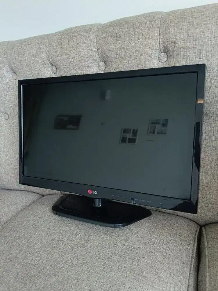 TV LED MERK LG 22 INC