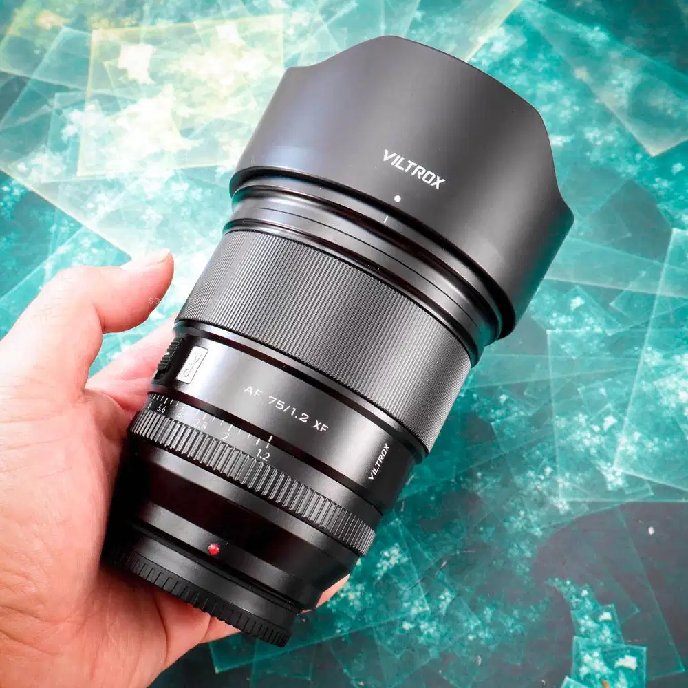 Viltrox AF 75mm F1.2 XF PRO for Fujifilm. Used. Fullset Like New