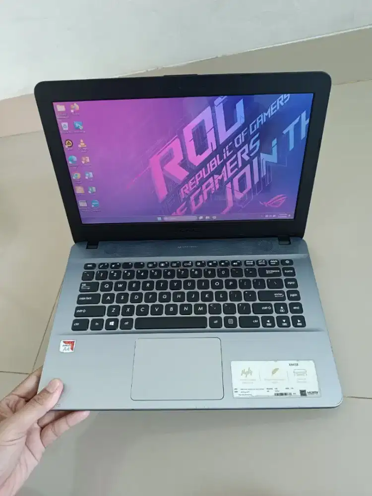 Laptop Asus X441BA