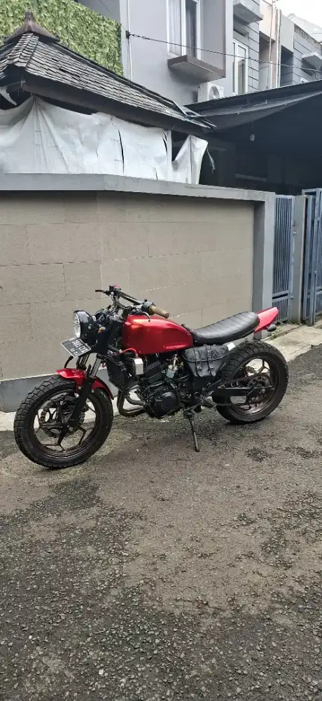 custom 2 silinder moge