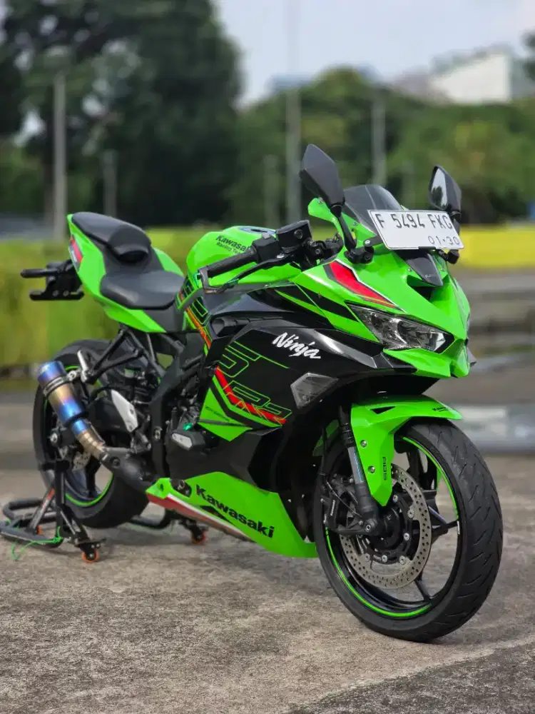 Kawasaki ZX25RR ABS With Akra
