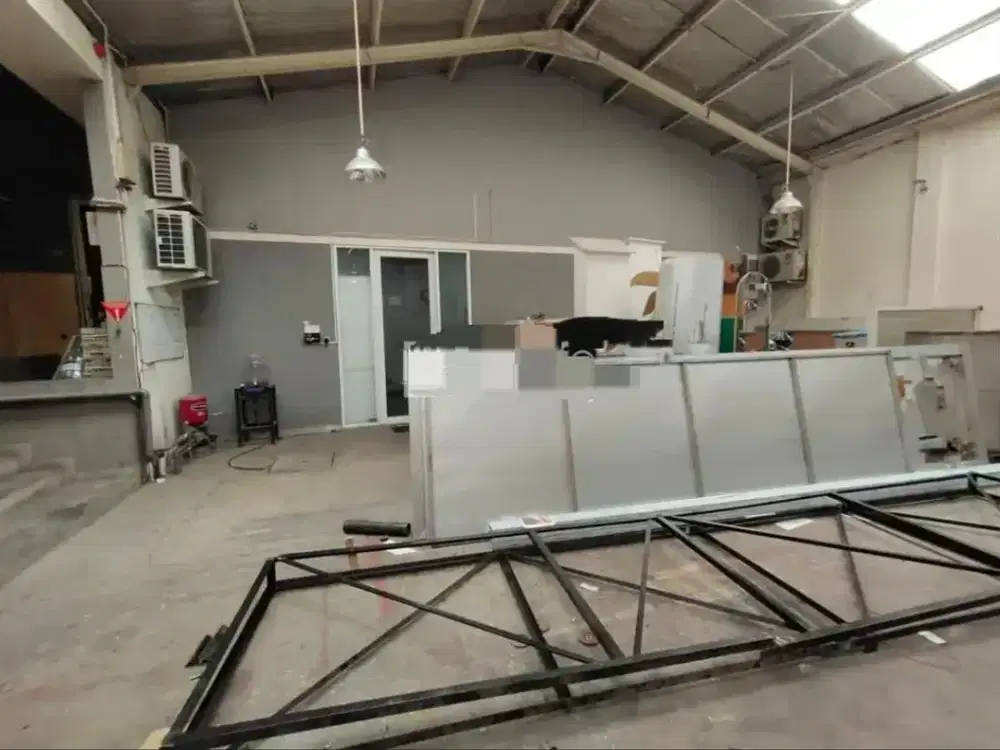 Gudang dan Kantor Jl Kopo  (deket terminal leuwipanjang)  Kota Bandung