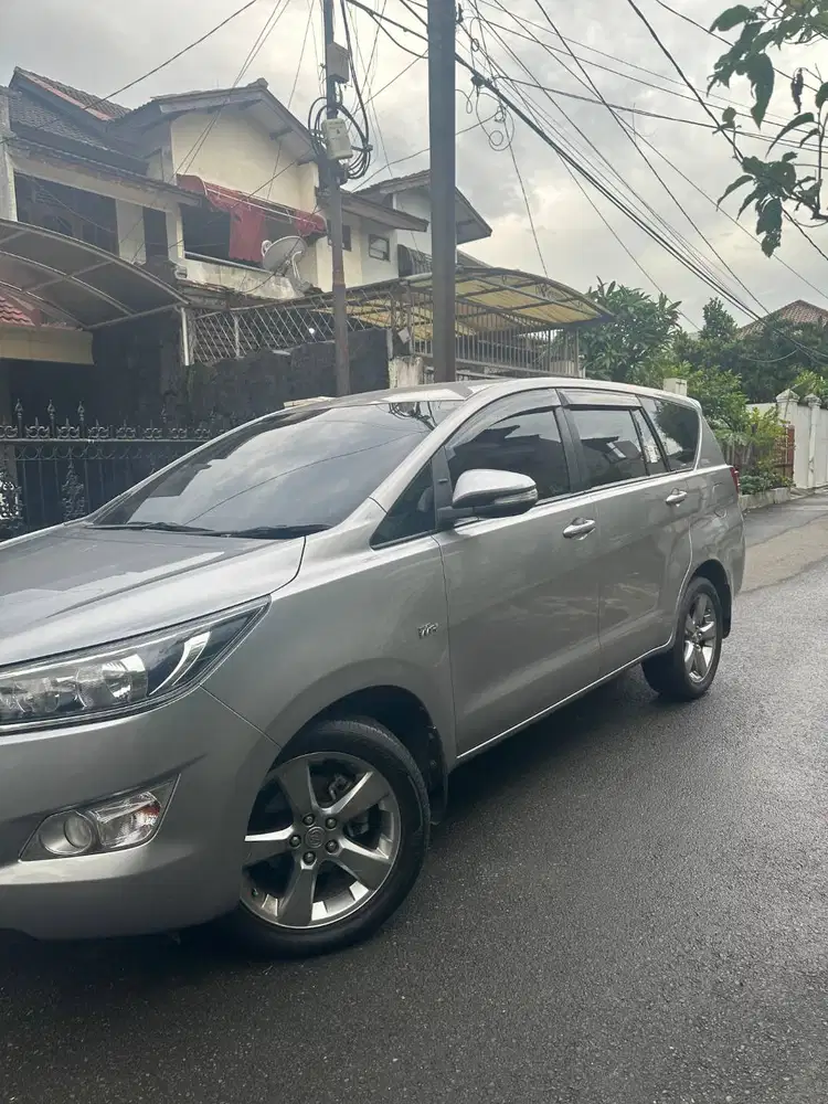 Toyota Kijang Innova 2018 Bensin 2.0 G AT