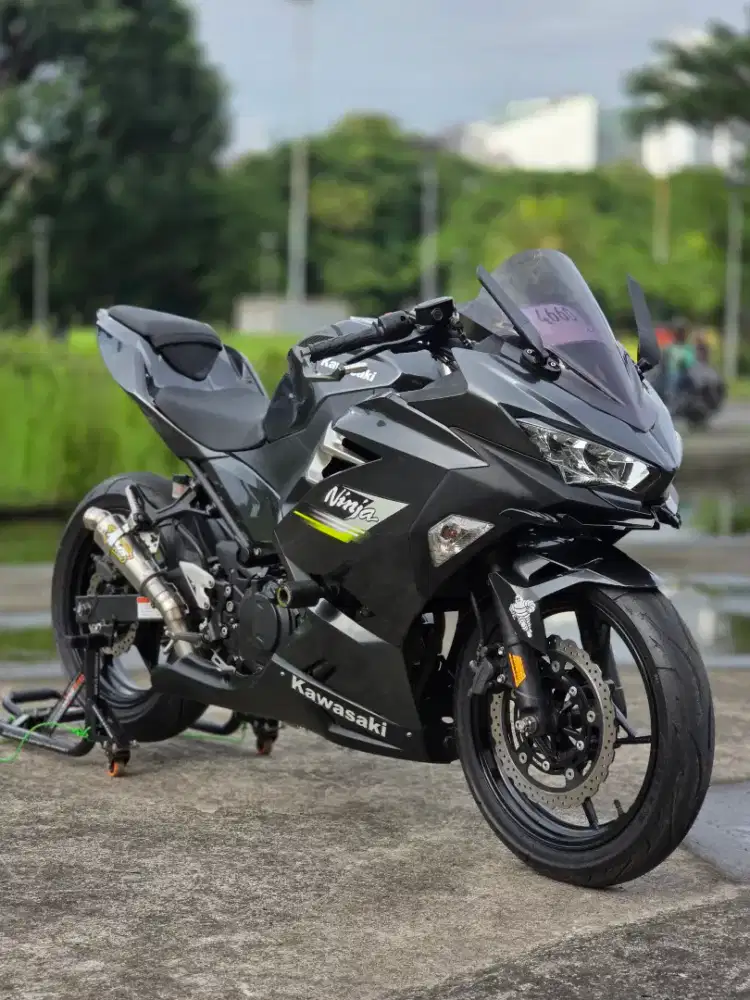 Kawasaki New Ninja 250 FI Mulus