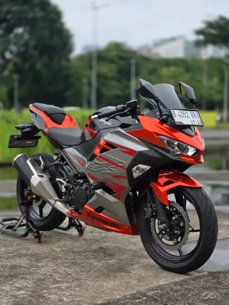 Kawasaki New Ninja 250 FI ABS Orange