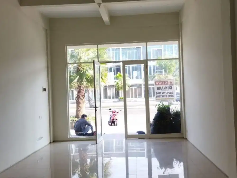 Disewakan Ruko 3 Lantai di Northwest Citraland