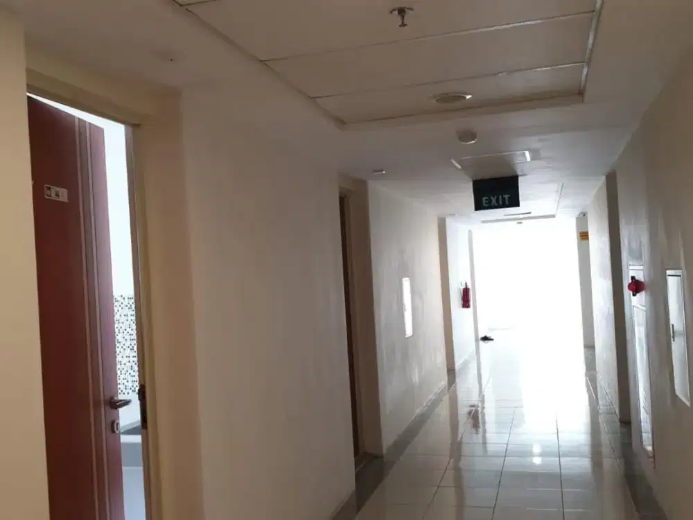 Puncak CBD 2br kosongan 2AC 10jt