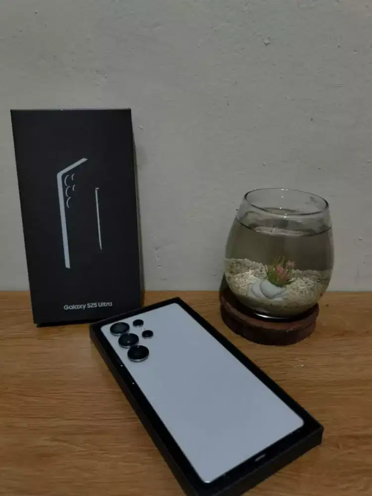 Samsung Galaxy S25 Ultra 512 // garansi on sampai april