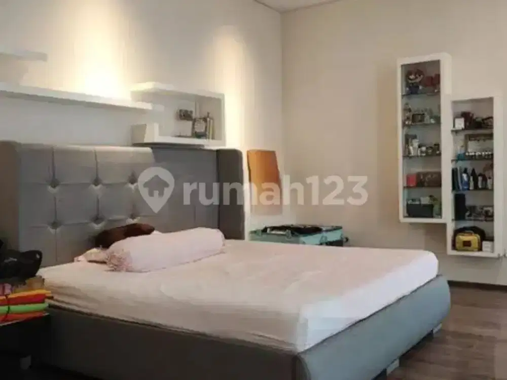 Rumah Mewah, 3 Lantai Villa Permata Gading, 3,5lantai, 225m, Cluster Elite Jalan Luas