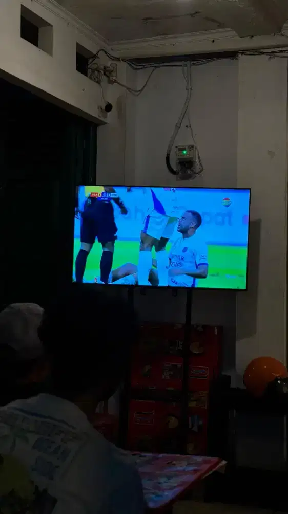 TCL 50 inch smart 4K UHD Google TV