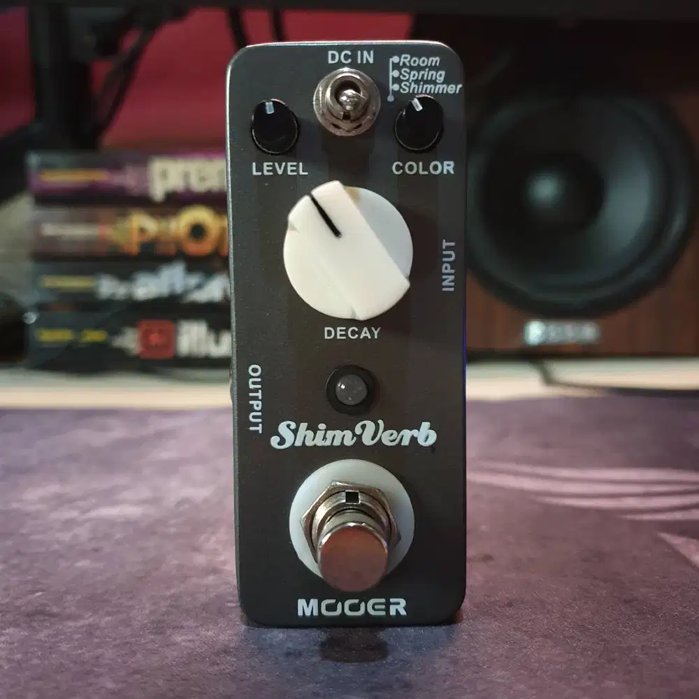 MOOER ShimVerb Digital Reverb Effect Pedal