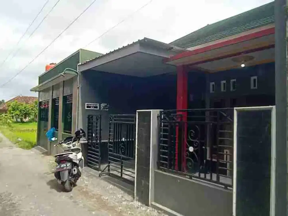 Rumah minimalis di Nogotirto
