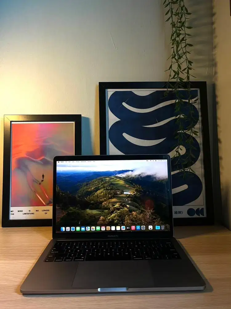MacBook Pro 2018 Touchbar Silver
