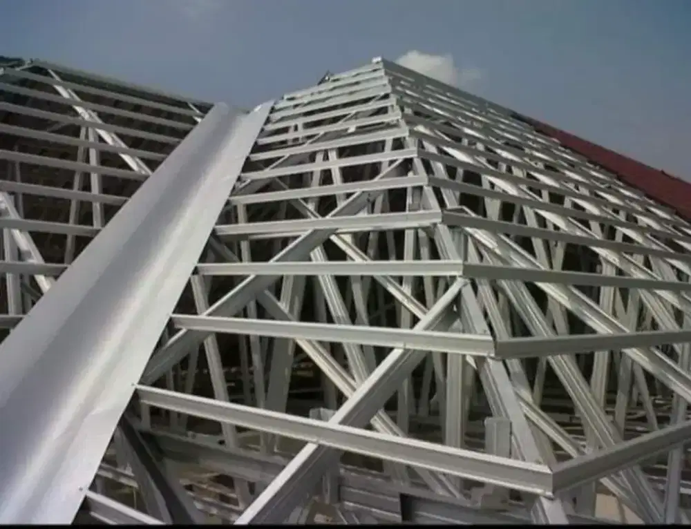 Jasa Pemasangan  rangaka atap baja ringan dll