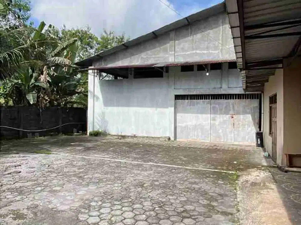 Gudang sewa area Rejodani Sleman