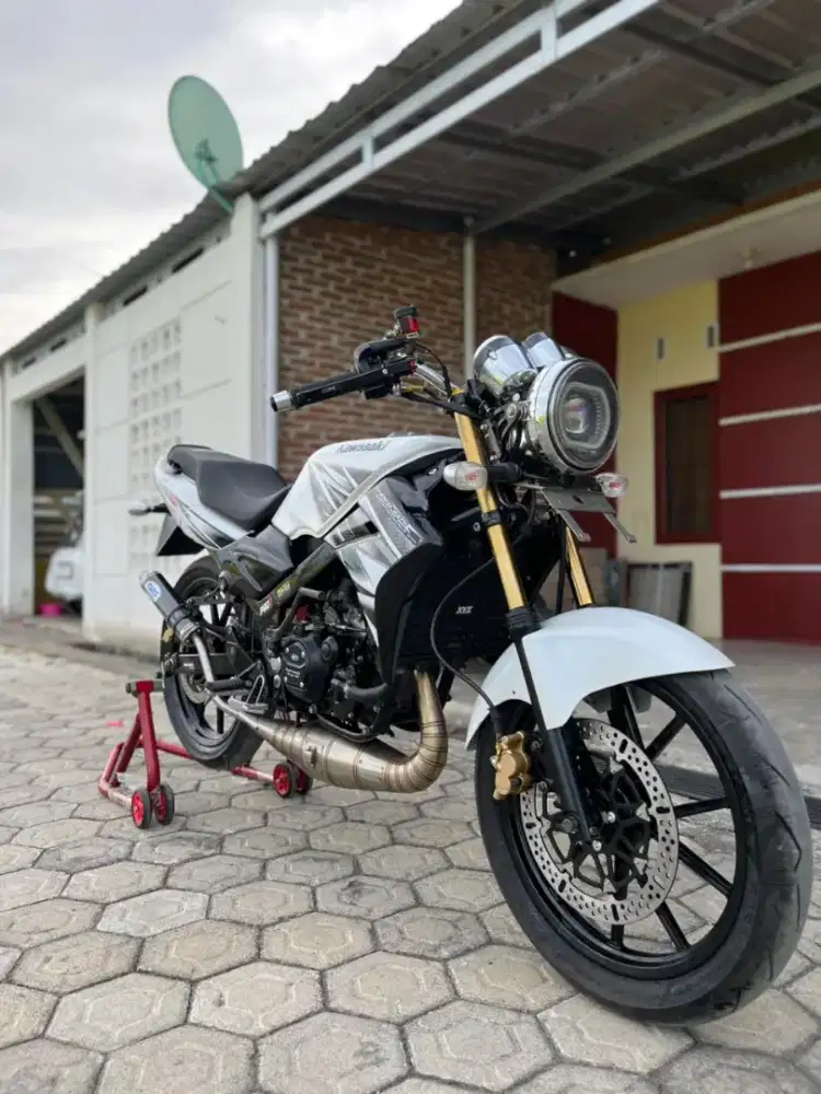 JUAL MOTOR NINJA PUTIH TAHUN 2013
