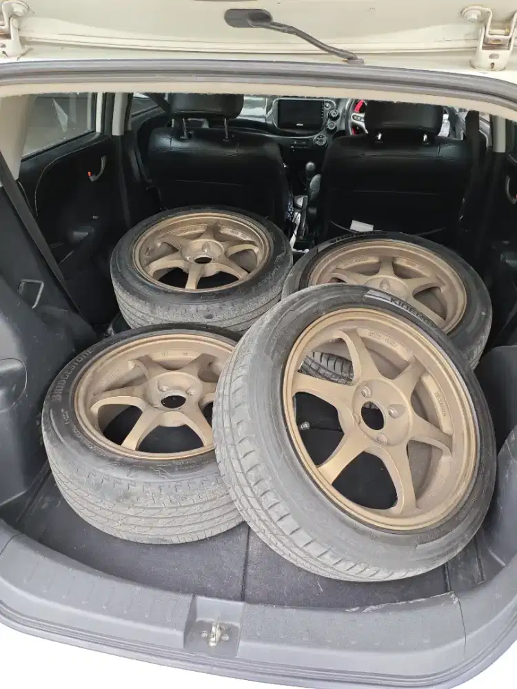 Velg SSR Type C R16 + Ban jazz, brio, yaris, swift, city, xenia, dll