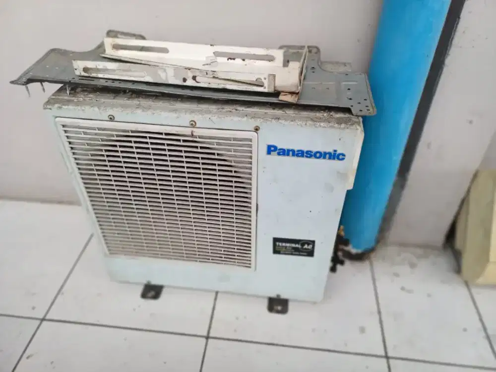 Terima ac bekas rusak