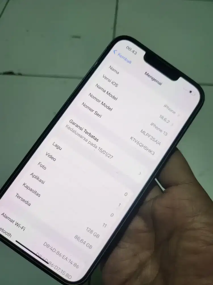 Ip 13 ibox 128 gb garansi on smpe januari thun depan