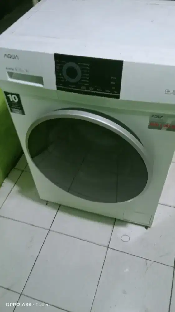 Mesin cuci Aqua 7kilo inverter