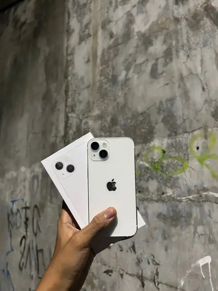 iPhone 13 white 128GB inter