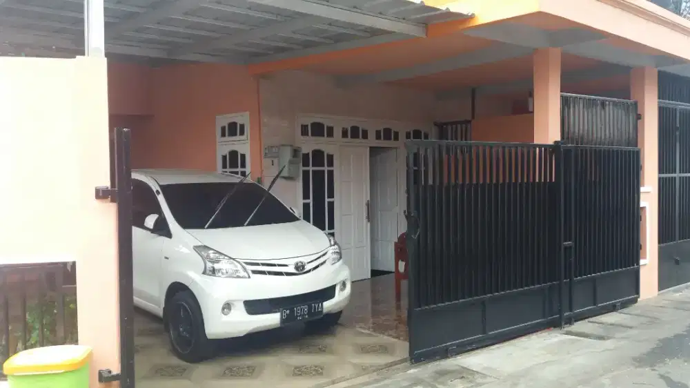 *Rumah 2 Lantai letak strategis dekat LRT dan terminal Rambutan