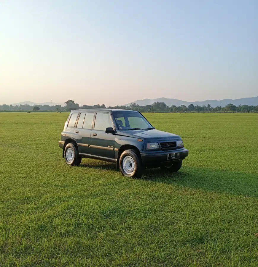 Suzuki Escudo full Original Antik terawat mulus istimewa