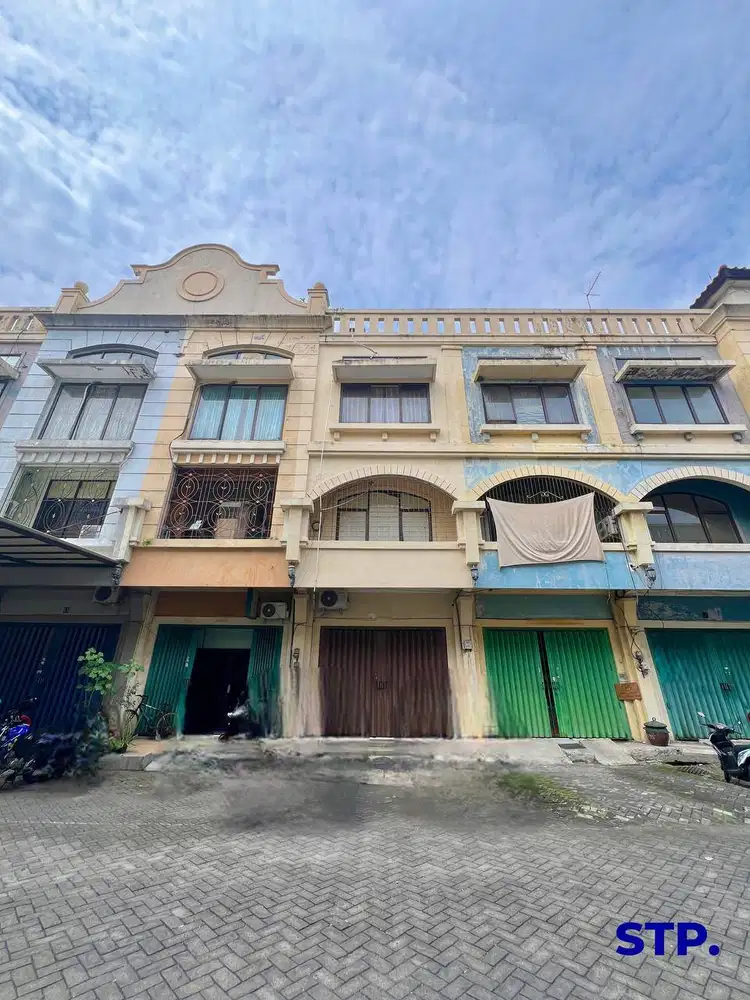 Ruko Panji Makmur di Panjang Jiwo, Surabaya