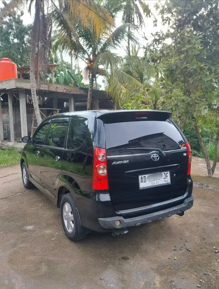 Avanza G 2011 Plat AD