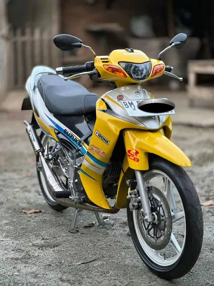 Suzuki satria hiu full restorasi