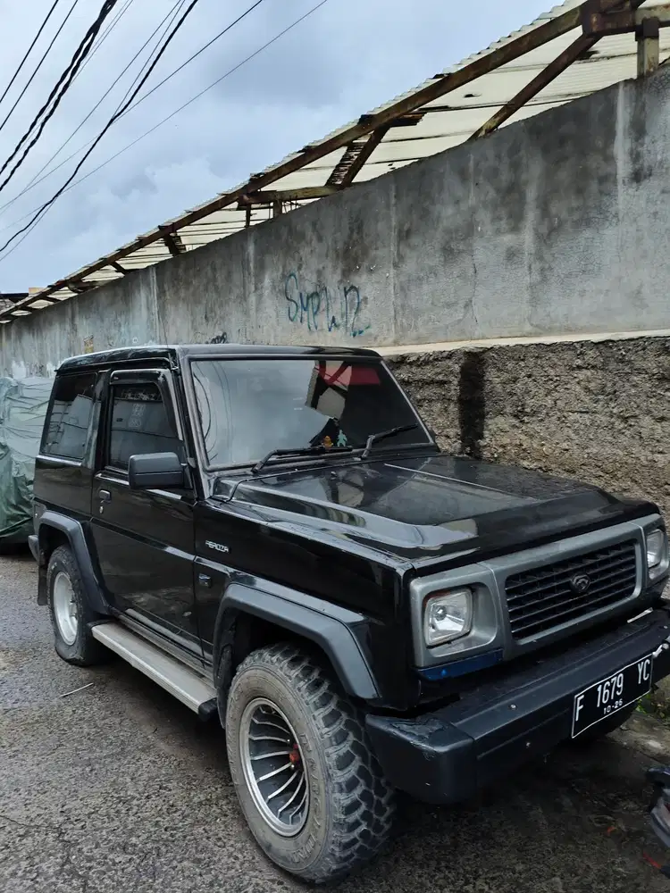 Daihatsu Feroza 1996 Bensin