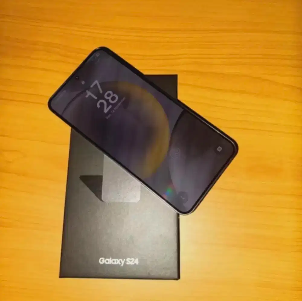 Samsung S24 8/256  like new bekas 1 bulan garansi resmi