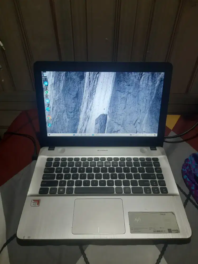 Asus vivobook X441B
