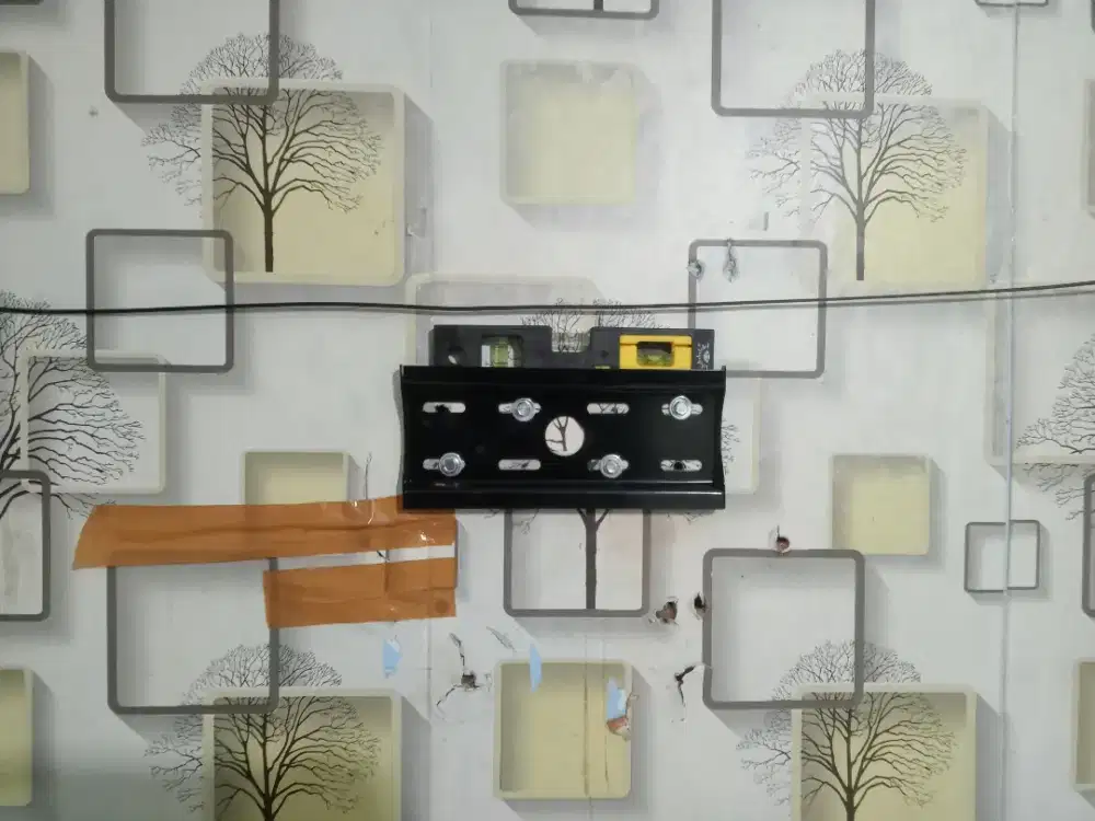 TERMURAH JASA PEMASANGAN BREAKET TV LED LCD SEMUA UKURAN TV