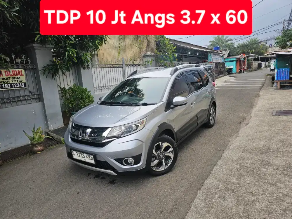 TDP 10 Jt Angs Termurah Brv E CVT 2018 Matic Silver Low Km Like New