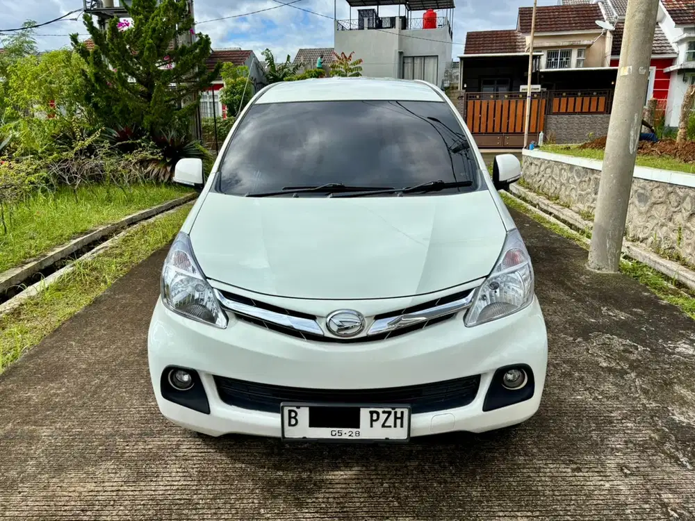 Xenia 1.3 R Deluxe, A/T Matic, Warna Putih, 2013, KM 140rb
