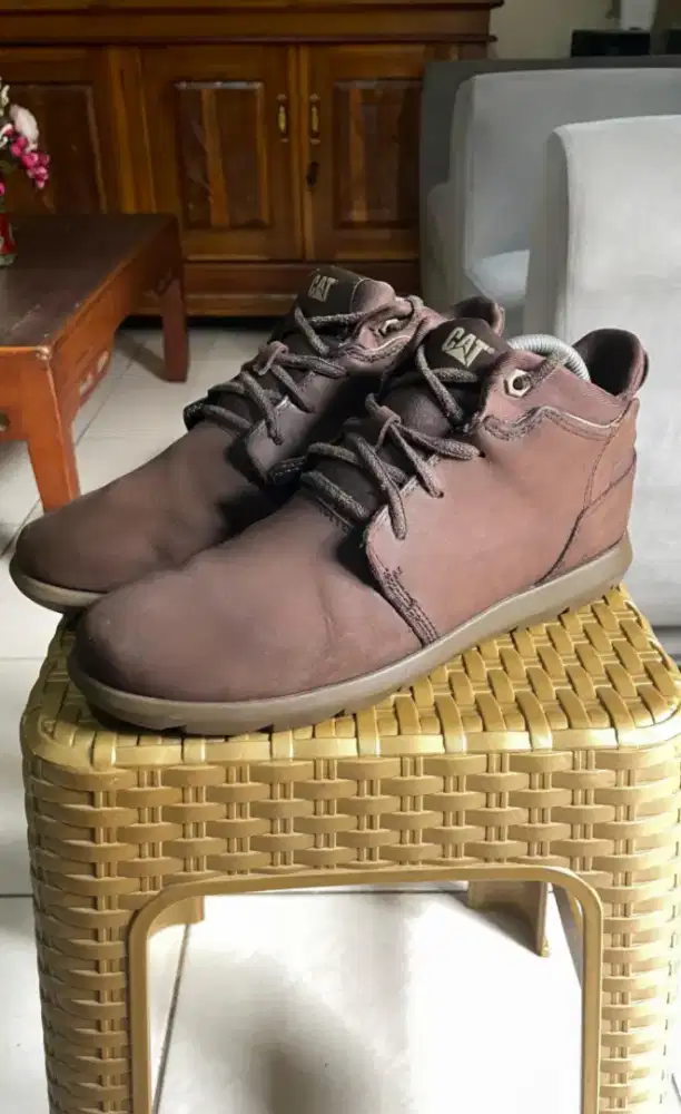 Sepatu Caterpillar size 40 original