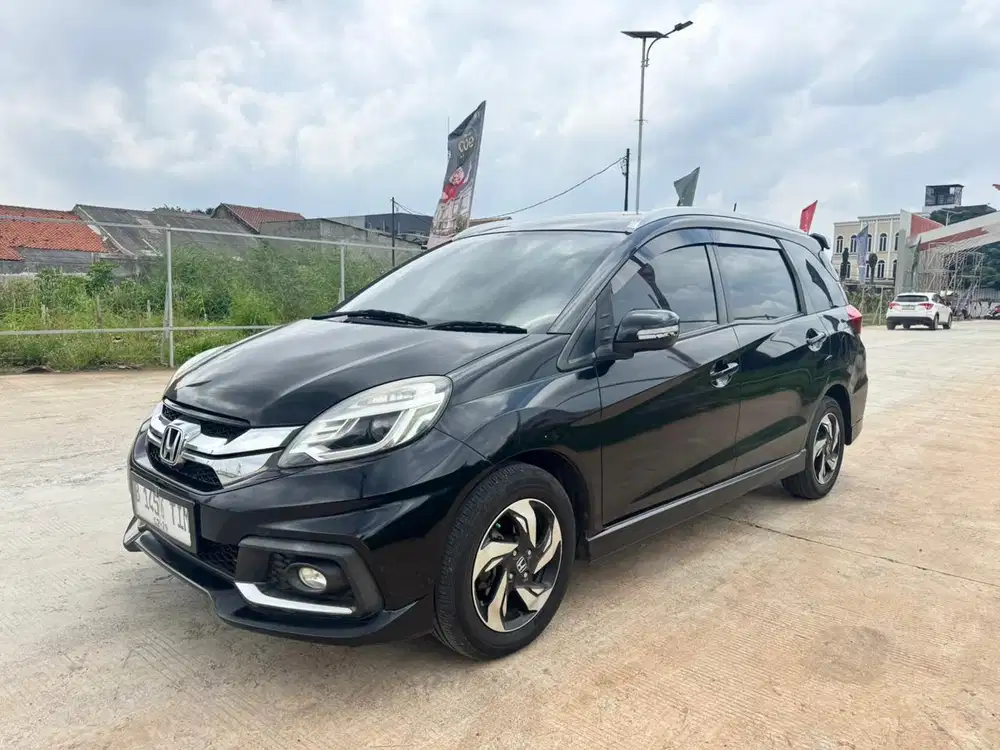 Honda Mobilio RS CVT 2015 Hitam
