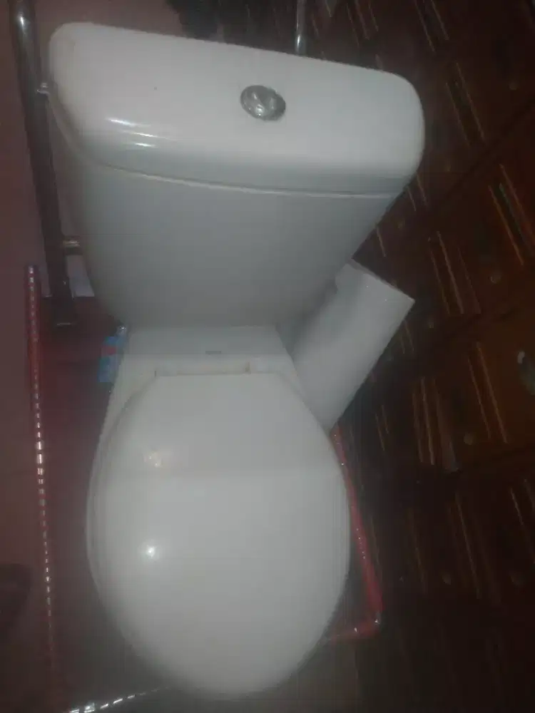 closet Toto mulus siap di pakai