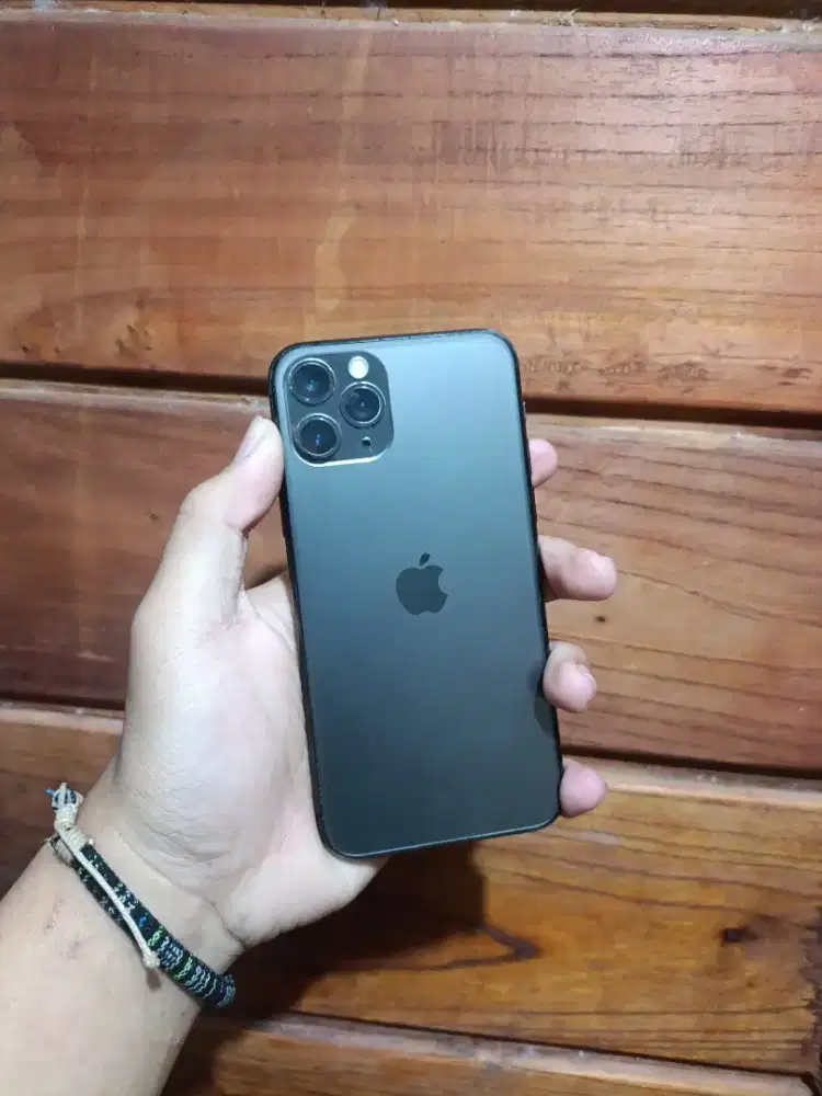 iPhone 11 pro 256gb international
