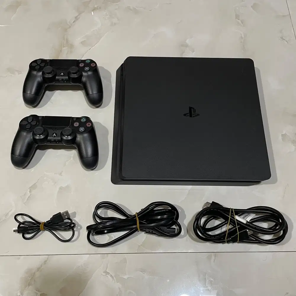 Playstation 4 slim 500GB (PS4)