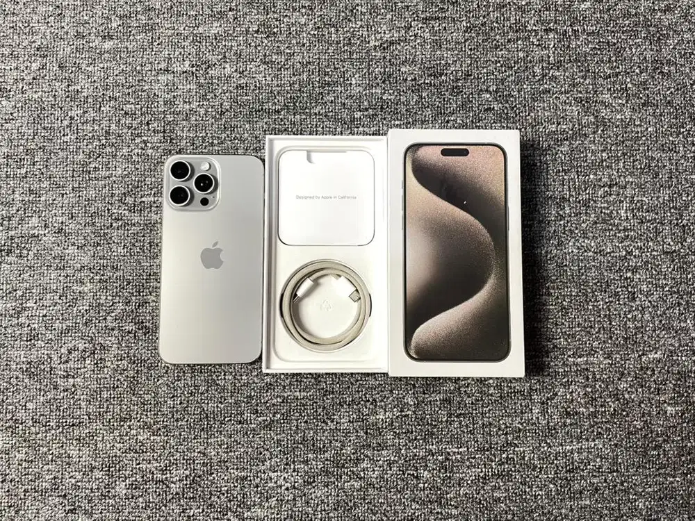 iPhone 15 Pro Max 256 GB iBox