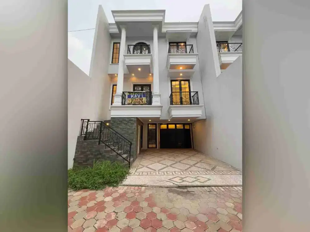 Di Jual Rumah Modern Classic Super Strategis. Lingkungan Nyaman dan Bebas Banjir
